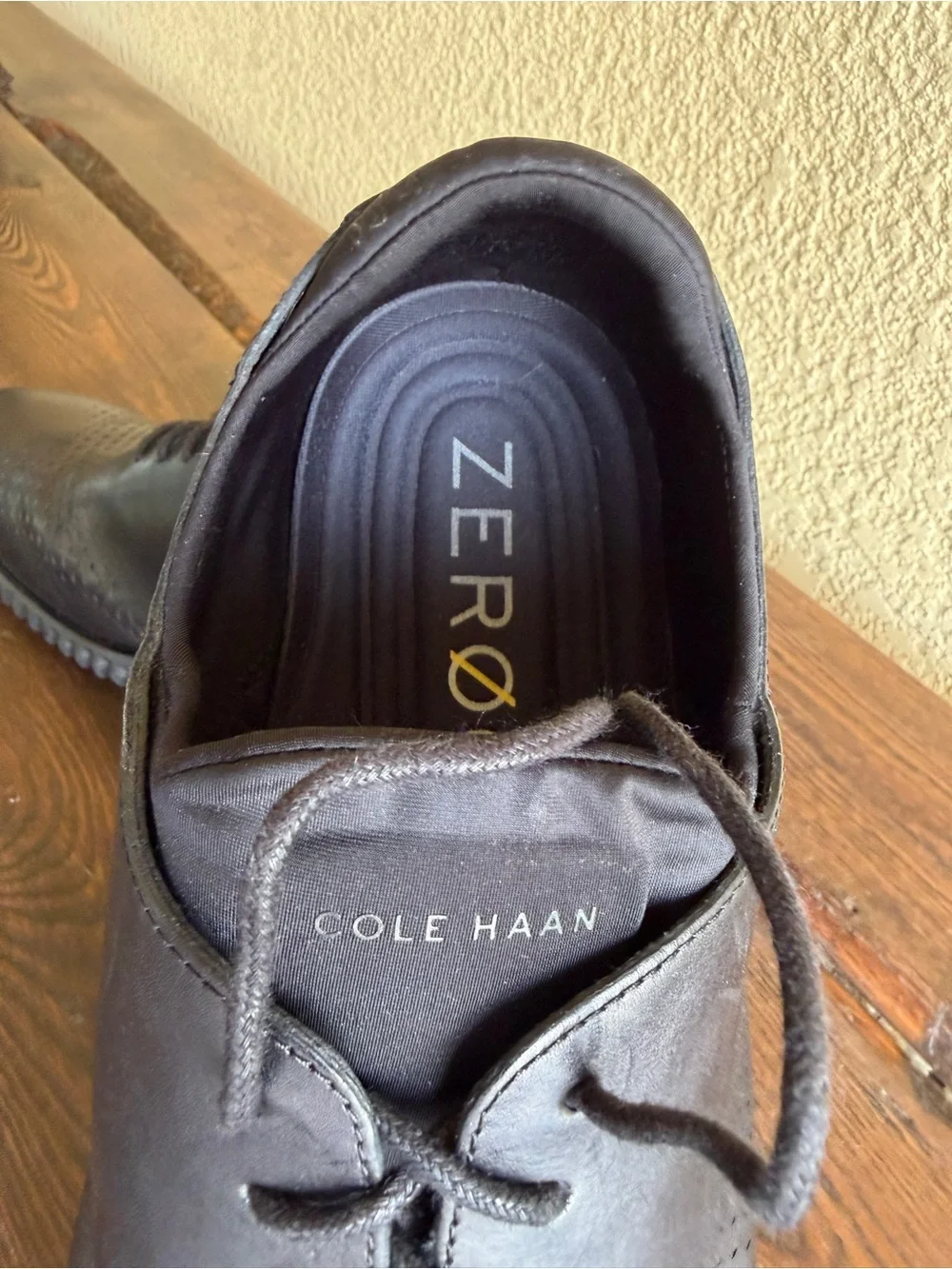 Cole Haan Zero Gravity Men's Black Leather Lace-Up Derbys - Perforated Comfort